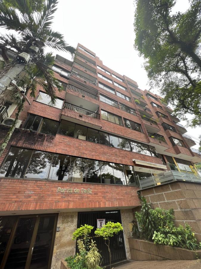 406 Apartaestudio Portal De Cadiz , Exclusivo Y Central, Con Parqueadero Capacidad 4 Personas Apartman Ibagué Kültér fotó